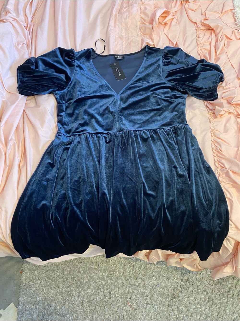 City Chic Dark Navy Velvet Puff-Sleeve Party Dress Plus Size Dress